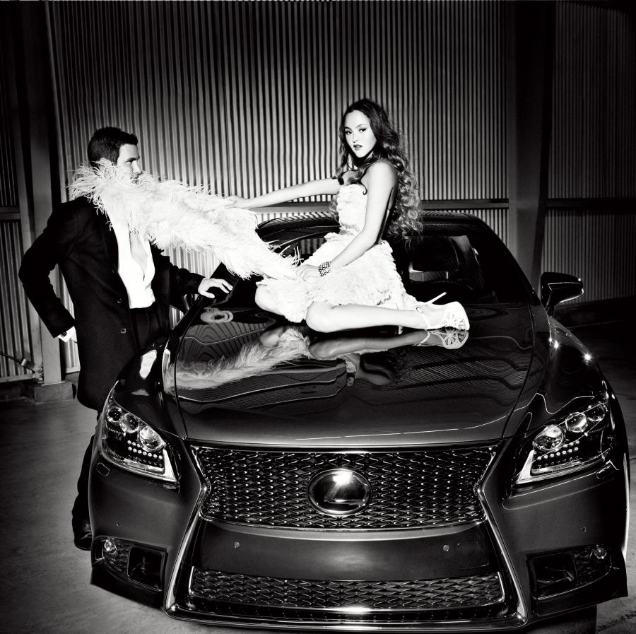  Lexus LS460 F-Sport 2013 года  (фото 35 из 47)